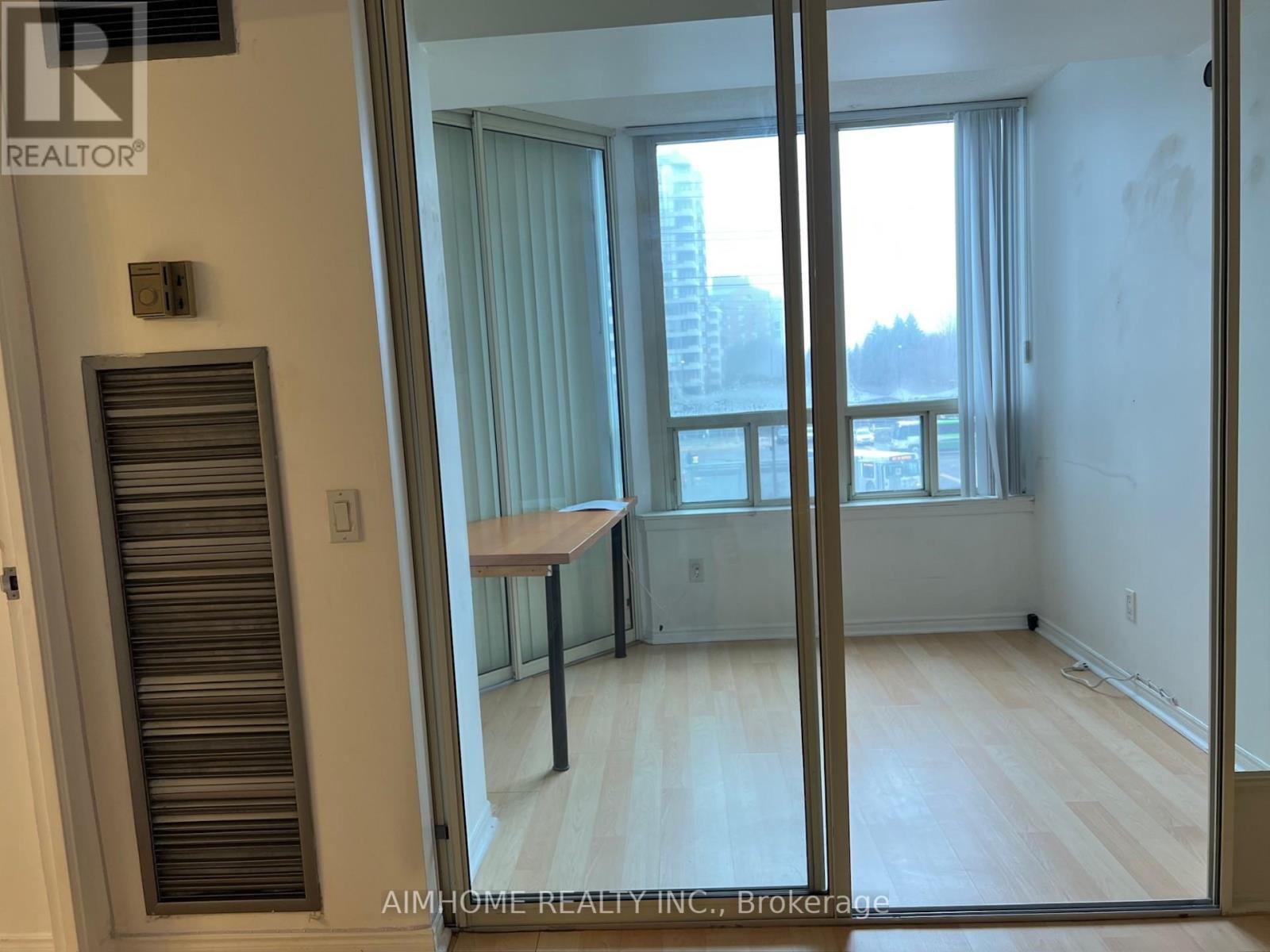 310 - 7 Bishop Avenue, Toronto, Ontario  M2M 4J4 - Photo 24 - C12891404