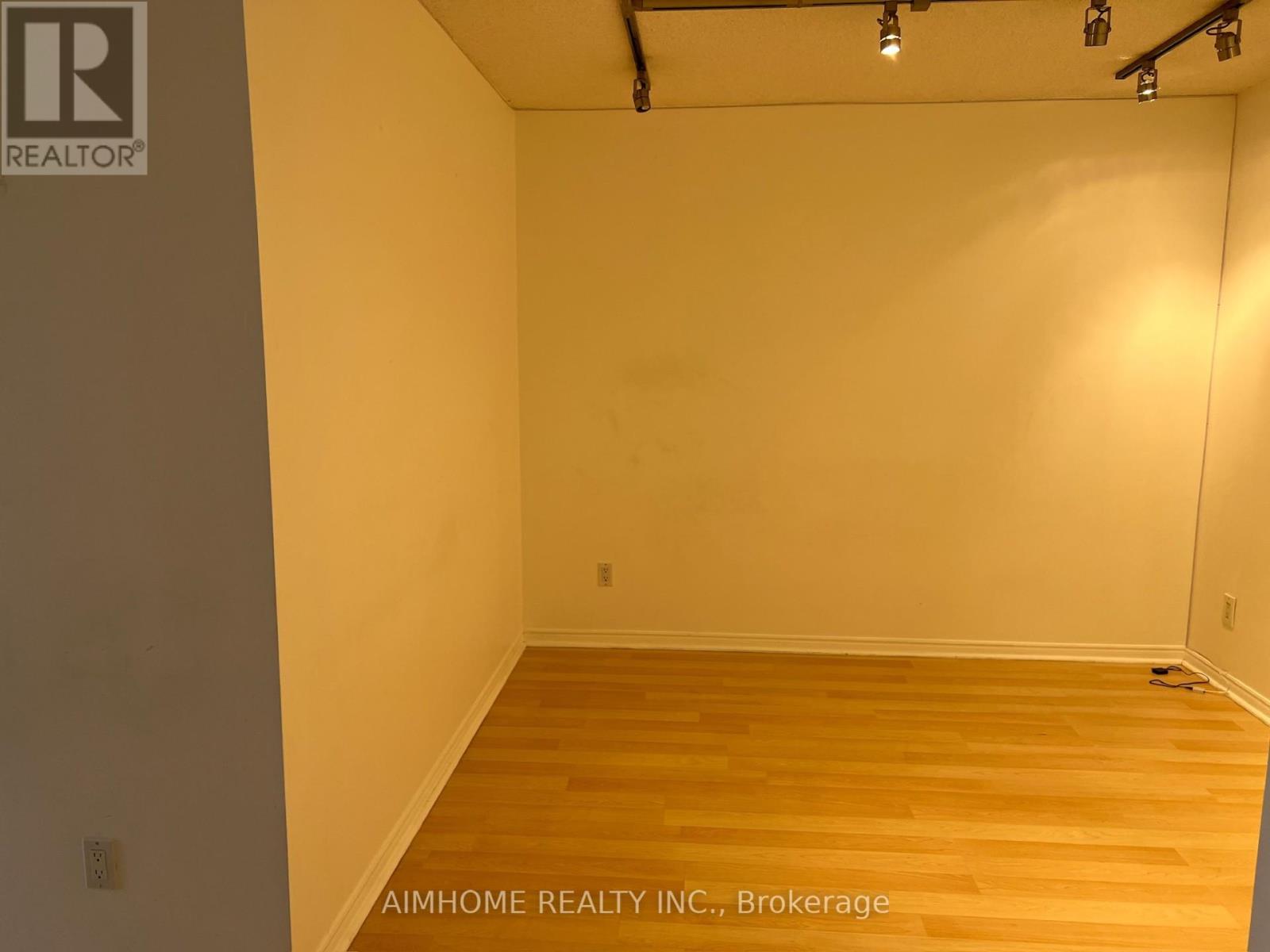 310 - 7 Bishop Avenue, Toronto, Ontario  M2M 4J4 - Photo 5 - C12891404