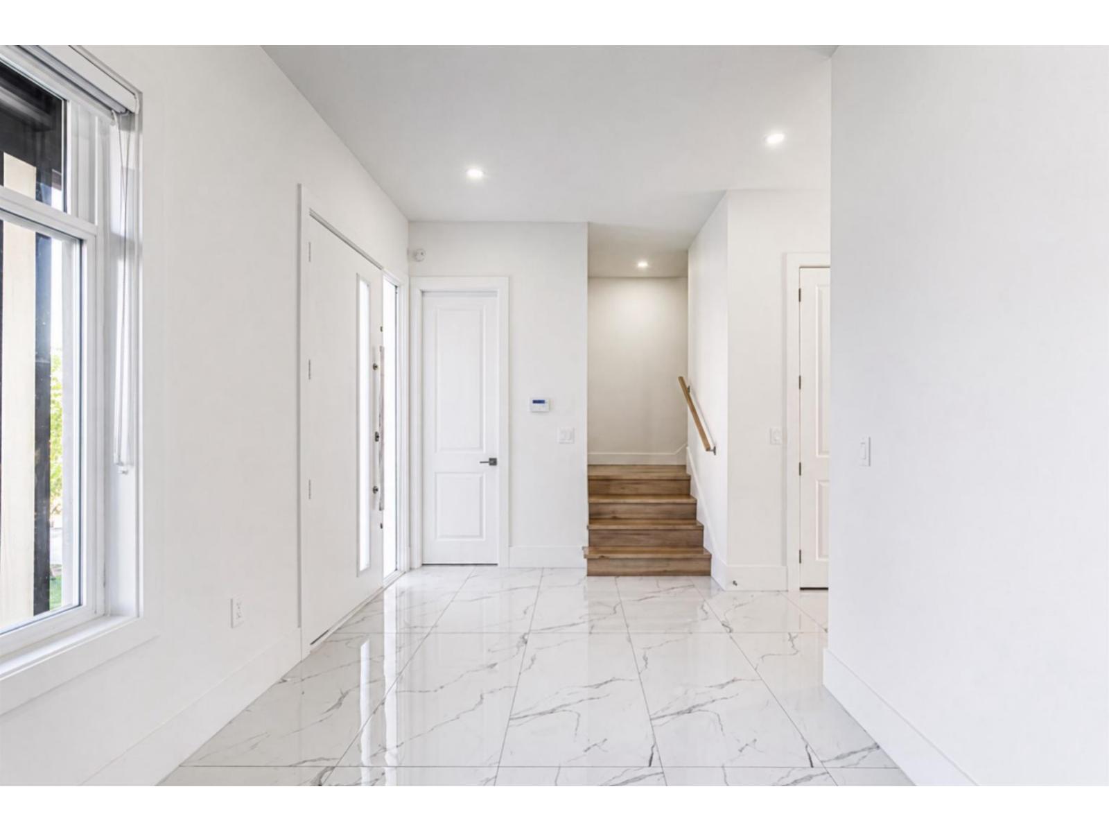 6258 147b Street, Surrey, British Columbia  V3S 3T1 - Photo 3 - R3118062