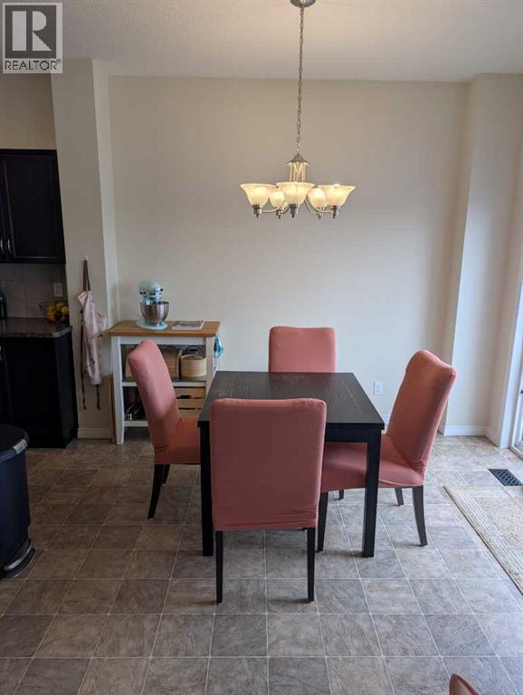 190 Covecreek Place NE, Calgary, Alberta  T3K 0L3 - Photo 10 - A2300079