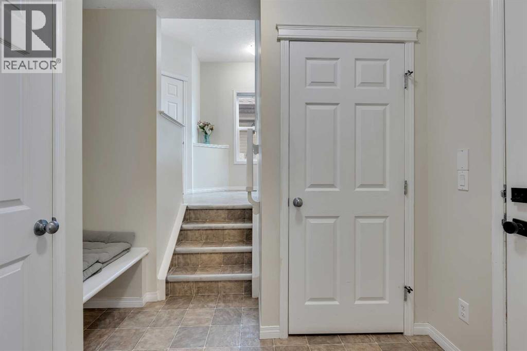 190 Covecreek Place NE, Calgary, Alberta  T3K 0L3 - Photo 2 - A2300079