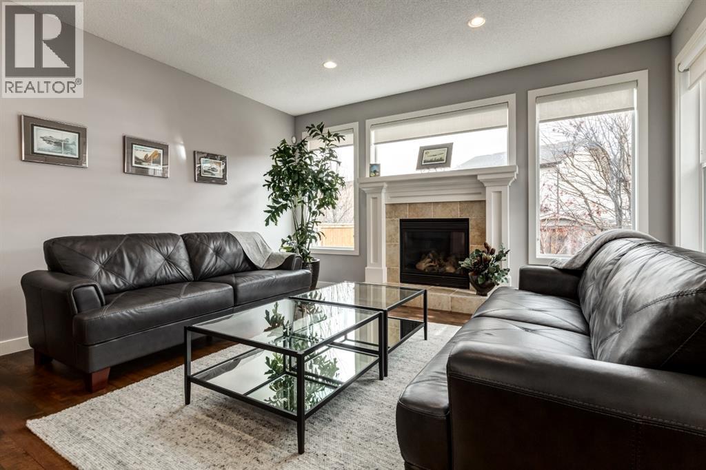 167 New Brighton Close Se, Calgary, Alberta  T2Z 0E3 - Photo 2 - A2305782