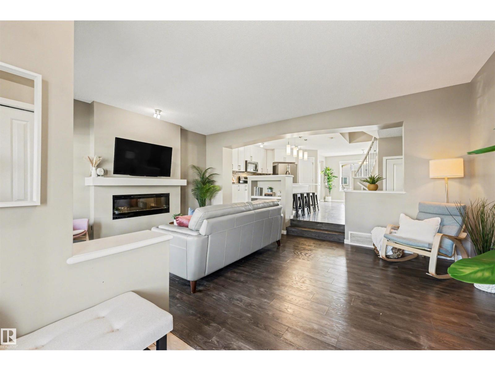 4042 Chappelle Green Gr Sw, Edmonton, Alberta  T6W 4B4 - Photo 8 - E4485060