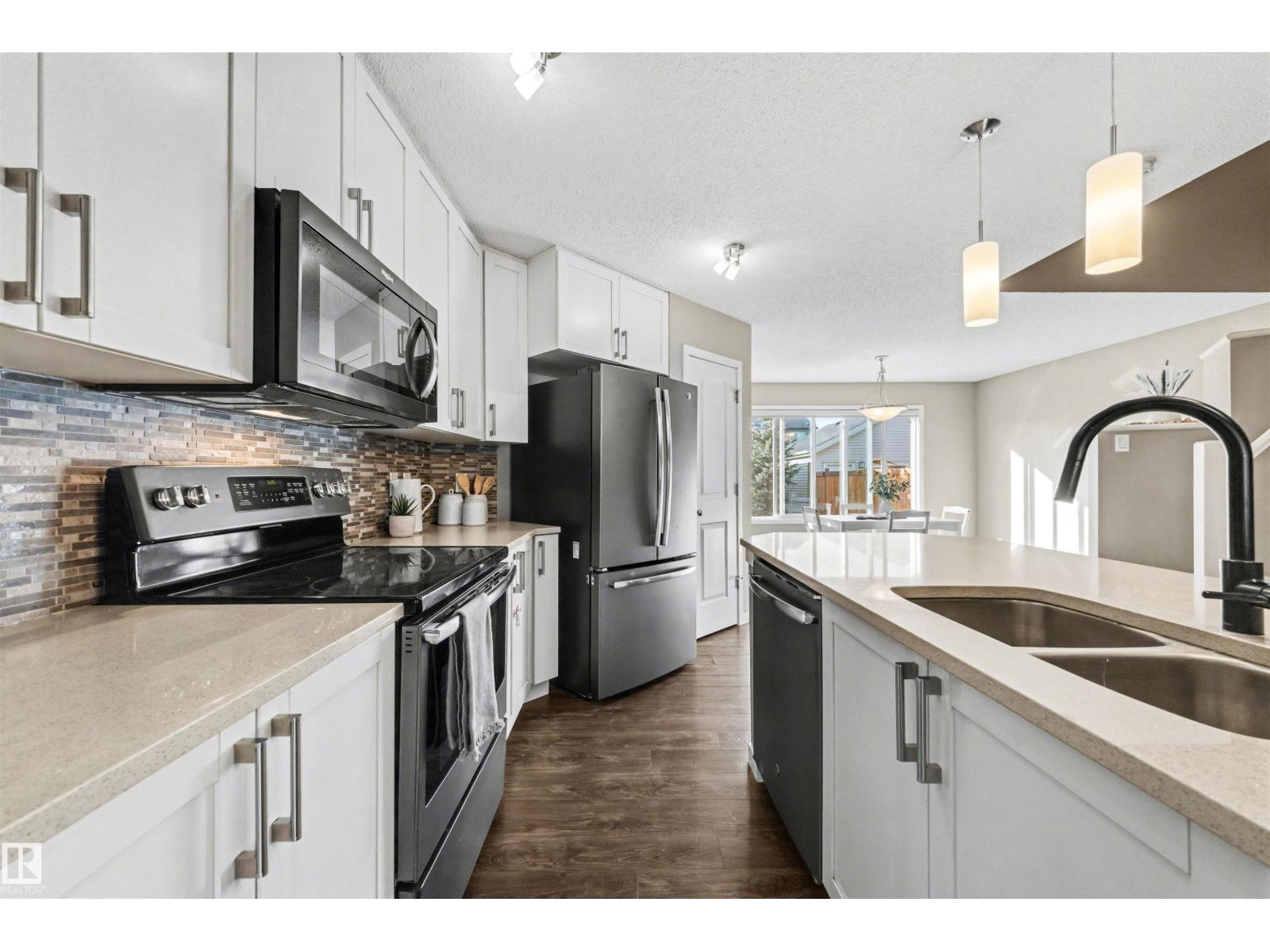 4042 Chappelle Green Gr Sw, Edmonton, Alberta  T6W 4B4 - Photo 9 - E4485060