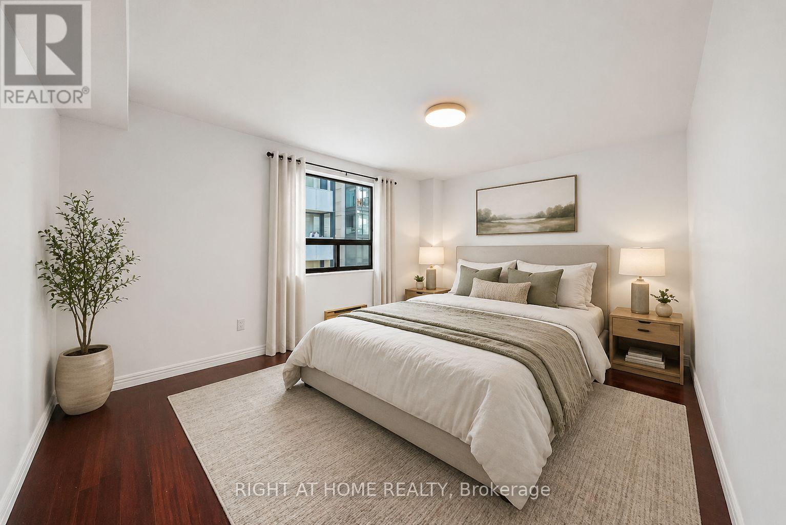 605 - 19 Dundonald Street, Toronto, Ontario  M4Y 1K3 - Photo 26 - C13056914
