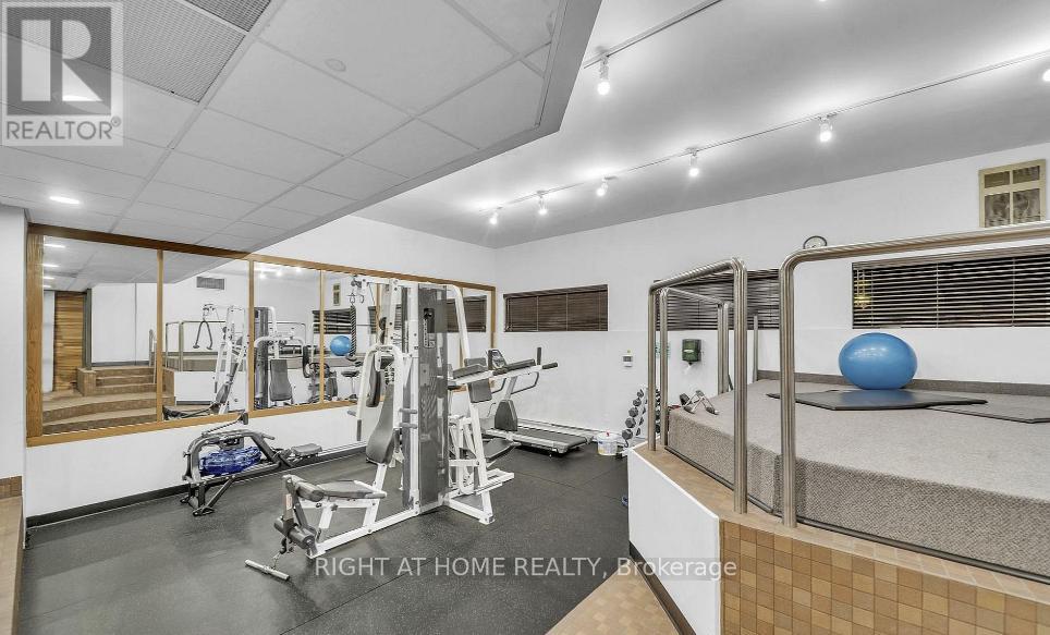 605 - 19 Dundonald Street, Toronto, Ontario  M4Y 1K3 - Photo 41 - C13056914