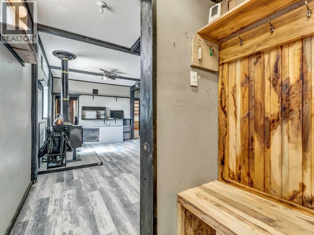 45 Walsh Street, Irvine, Alberta  T0J 1V0 - Photo 5 - A2306809