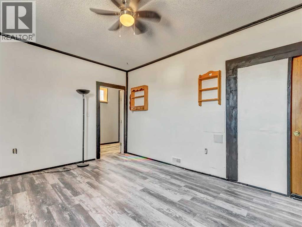 45 Walsh Street, Irvine, Alberta  T0J 1V0 - Photo 22 - A2306809