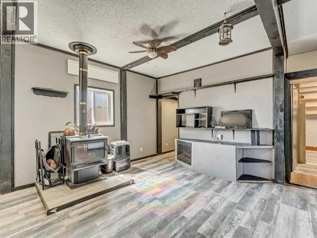 45 Walsh Street, Irvine, Alberta  T0J 1V0 - Photo 10 - A2306809