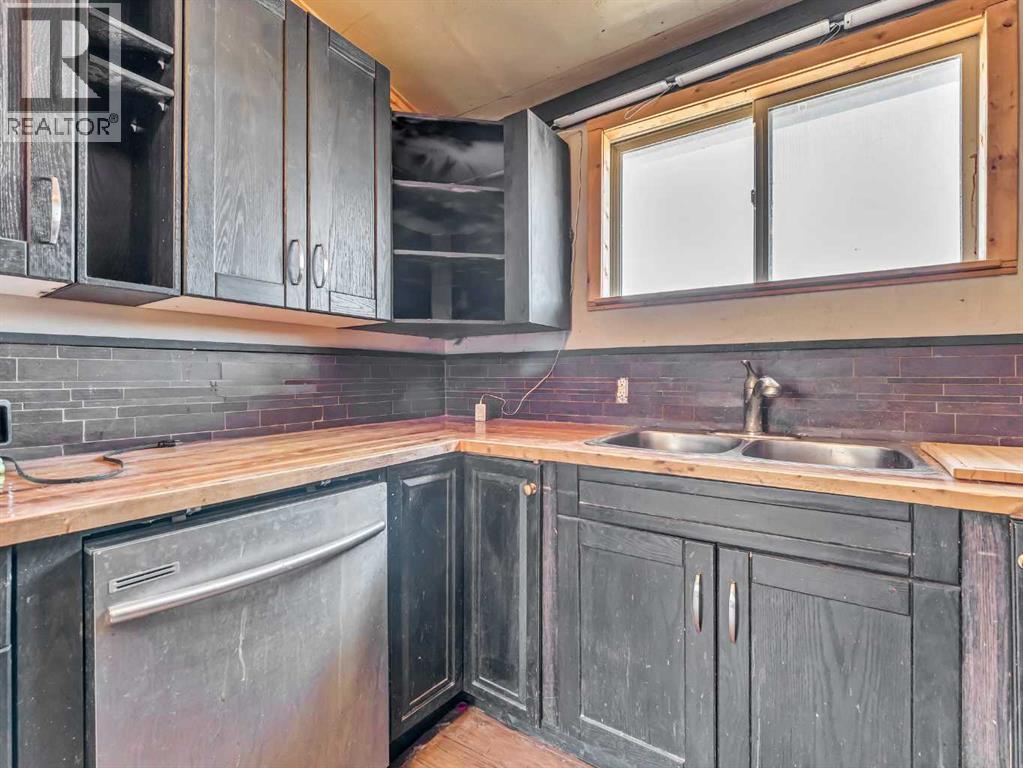 45 Walsh Street, Irvine, Alberta  T0J 1V0 - Photo 18 - A2306809