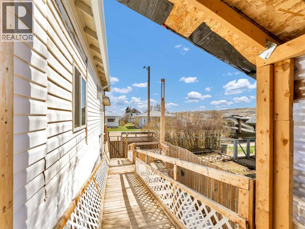 45 Walsh Street, Irvine, Alberta  T0J 1V0 - Photo 48 - A2306809