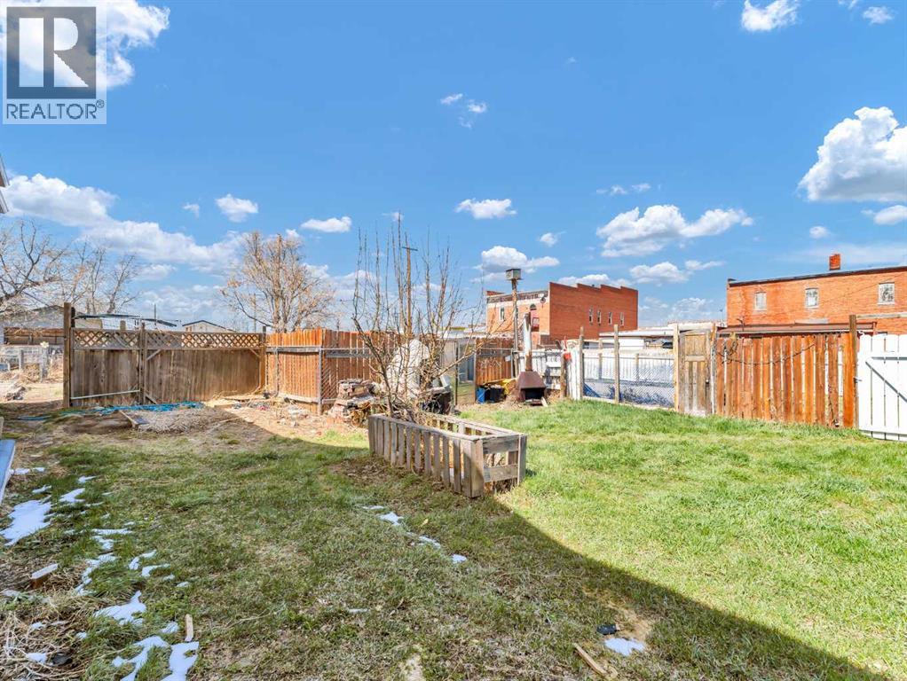 45 Walsh Street, Irvine, Alberta  T0J 1V0 - Photo 49 - A2306809