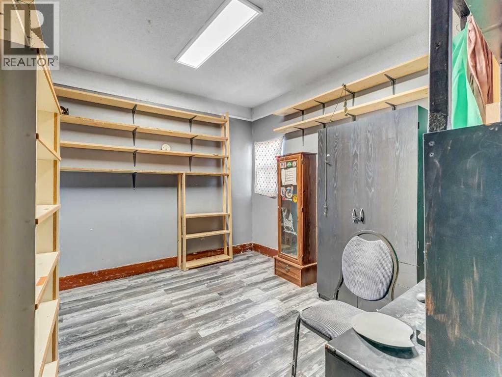 45 Walsh Street, Irvine, Alberta  T0J 1V0 - Photo 19 - A2306809