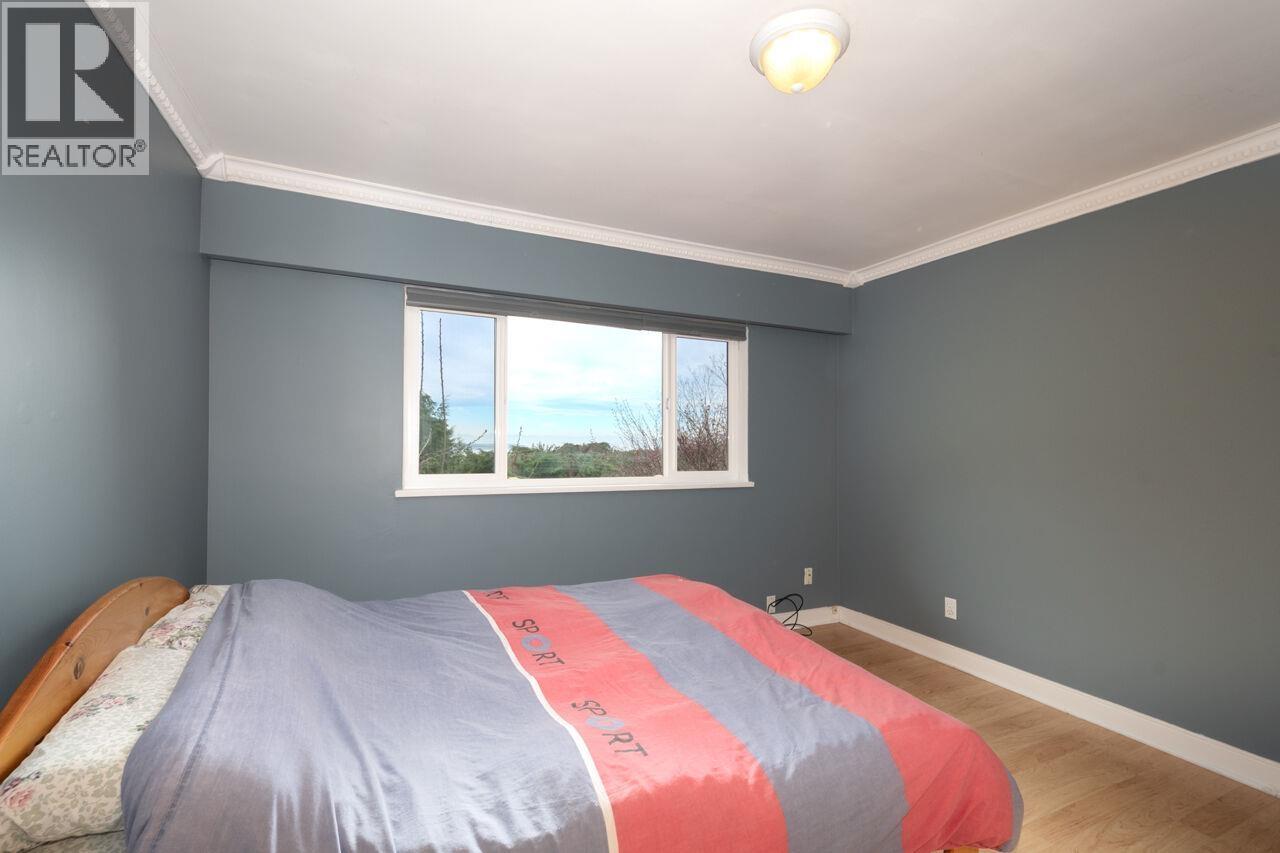 647 Blueridge Avenue, North Vancouver, British Columbia  V7R 2J4 - Photo 18 - R3118166