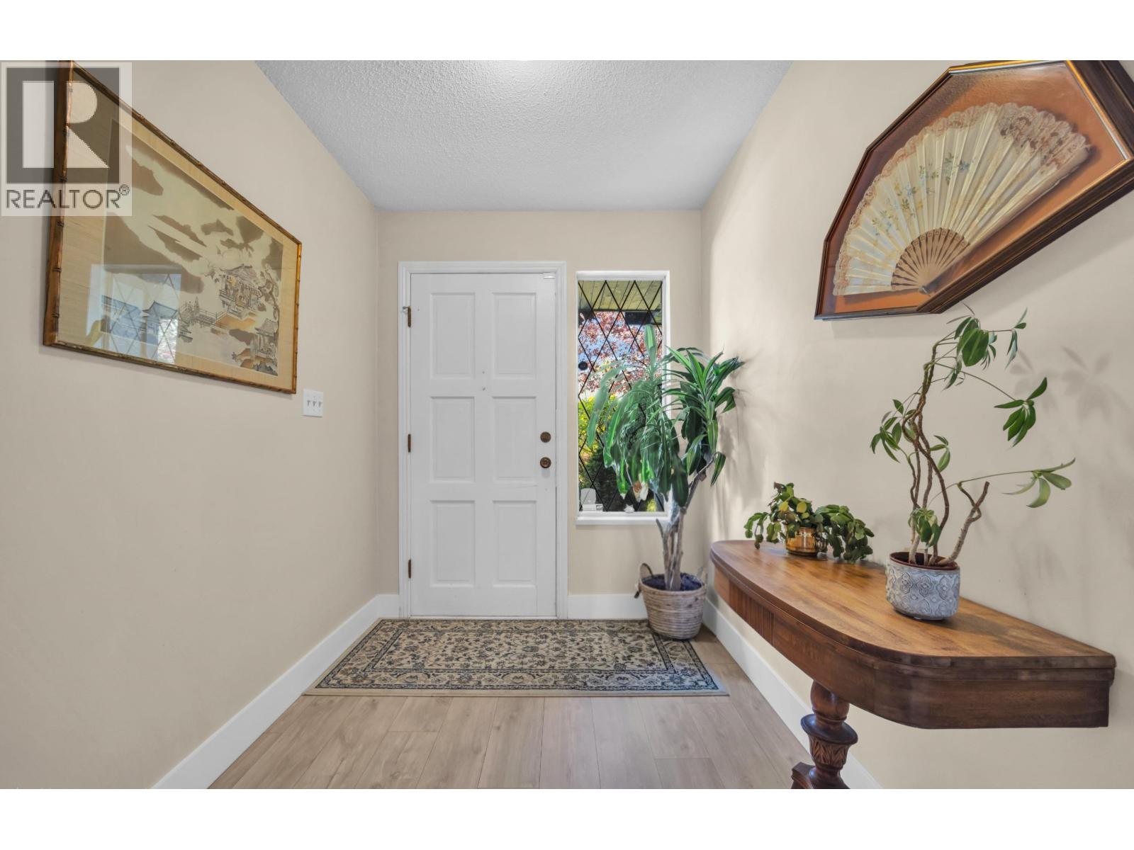 10460 Hollybank Drive, Richmond, British Columbia  V7E 4S5 - Photo 5 - R3114720