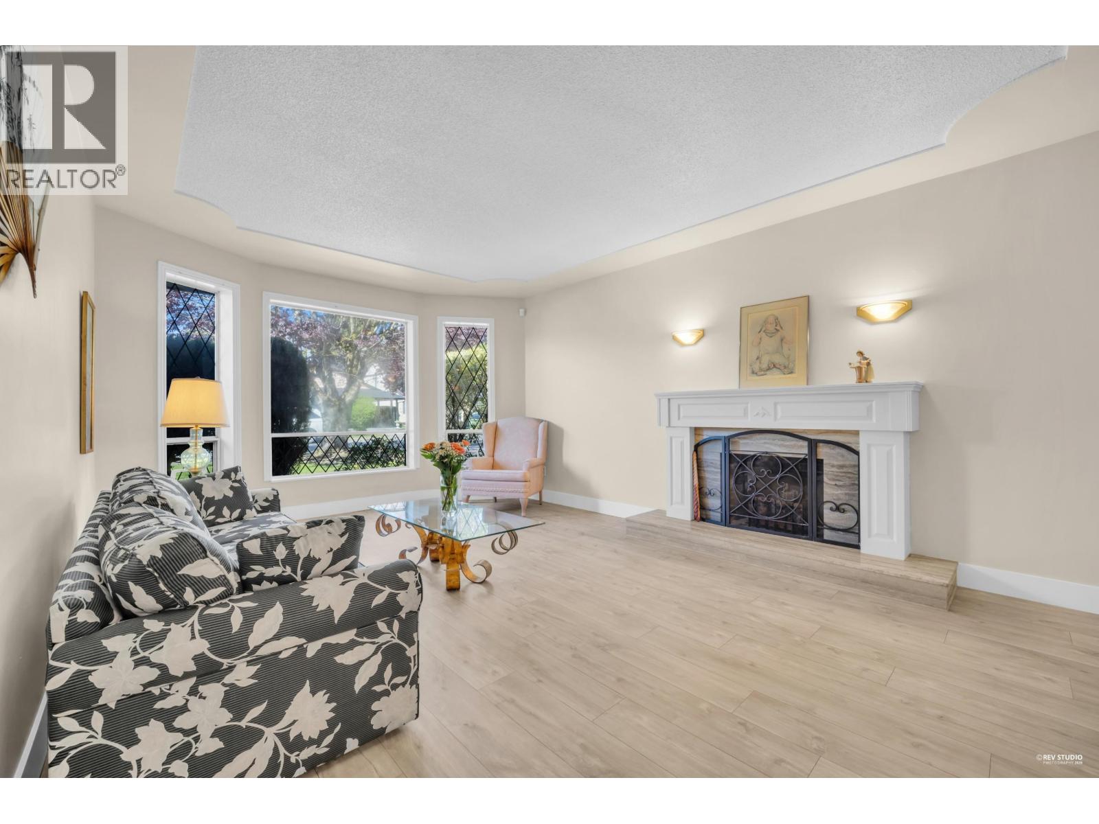 10460 Hollybank Drive, Richmond, British Columbia  V7E 4S5 - Photo 8 - R3114720