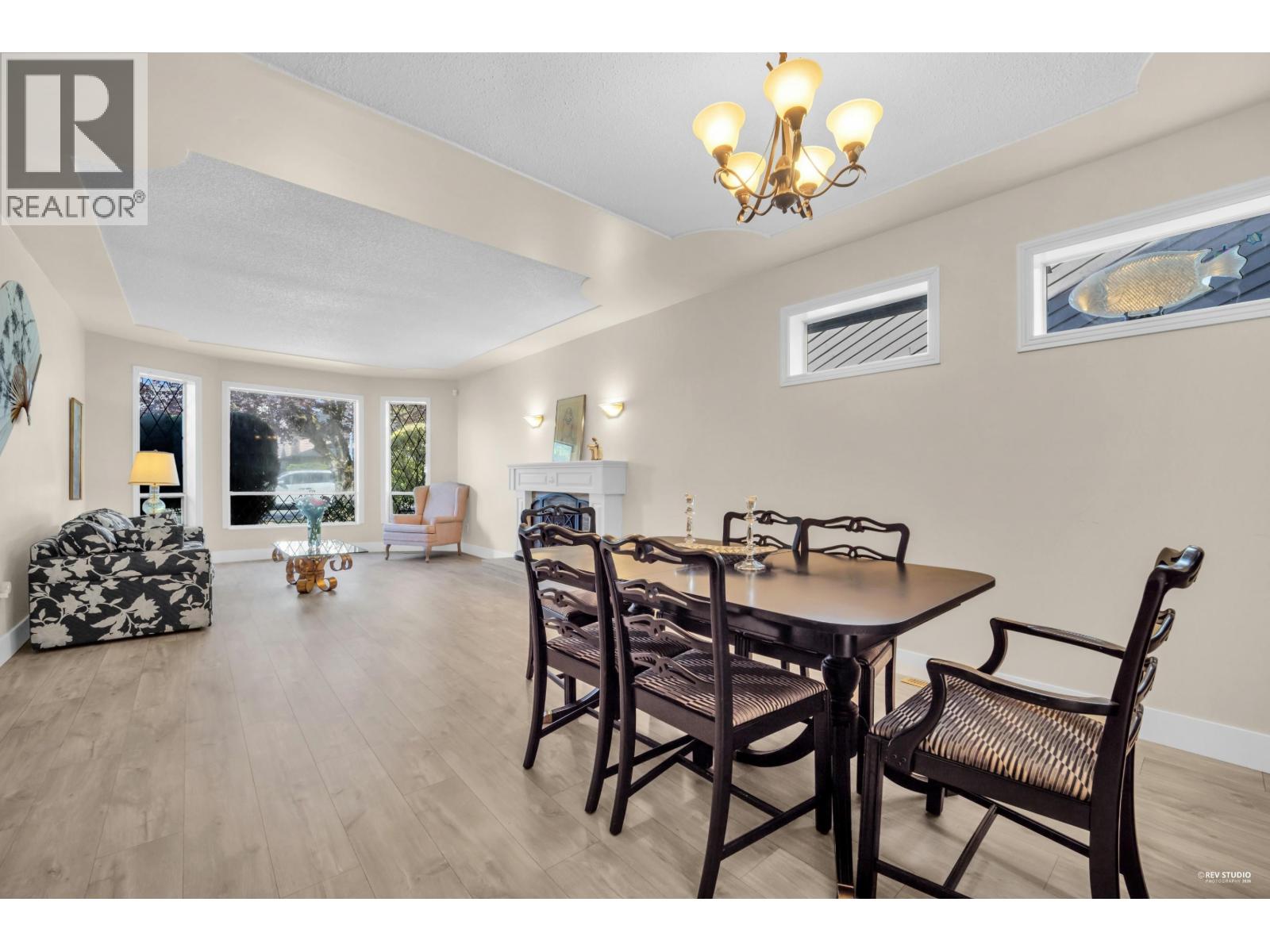 10460 Hollybank Drive, Richmond, British Columbia  V7E 4S5 - Photo 7 - R3114720