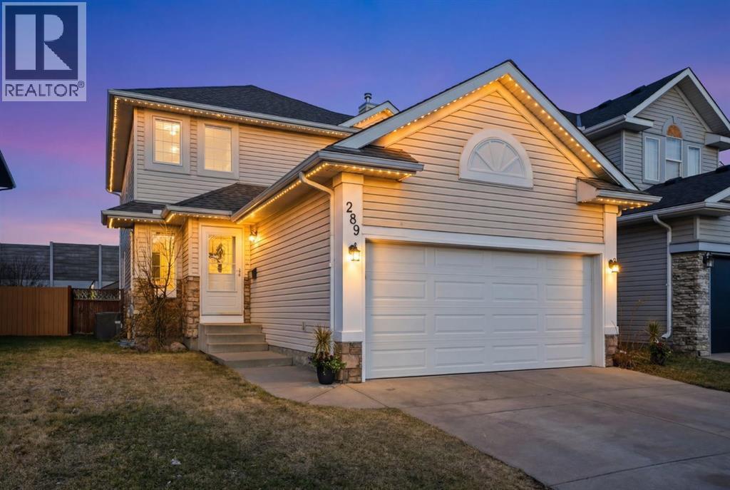 289 Douglas Ridge Circle SE, Calgary, Alberta