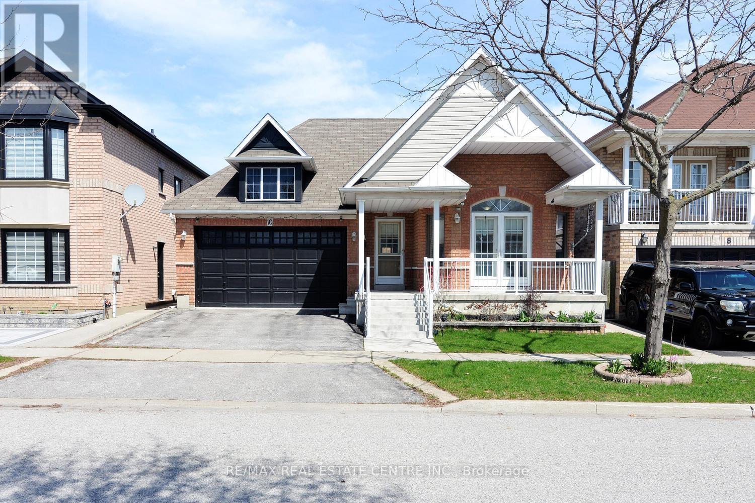 10 SHELDON DRIVE, Ajax, Ontario