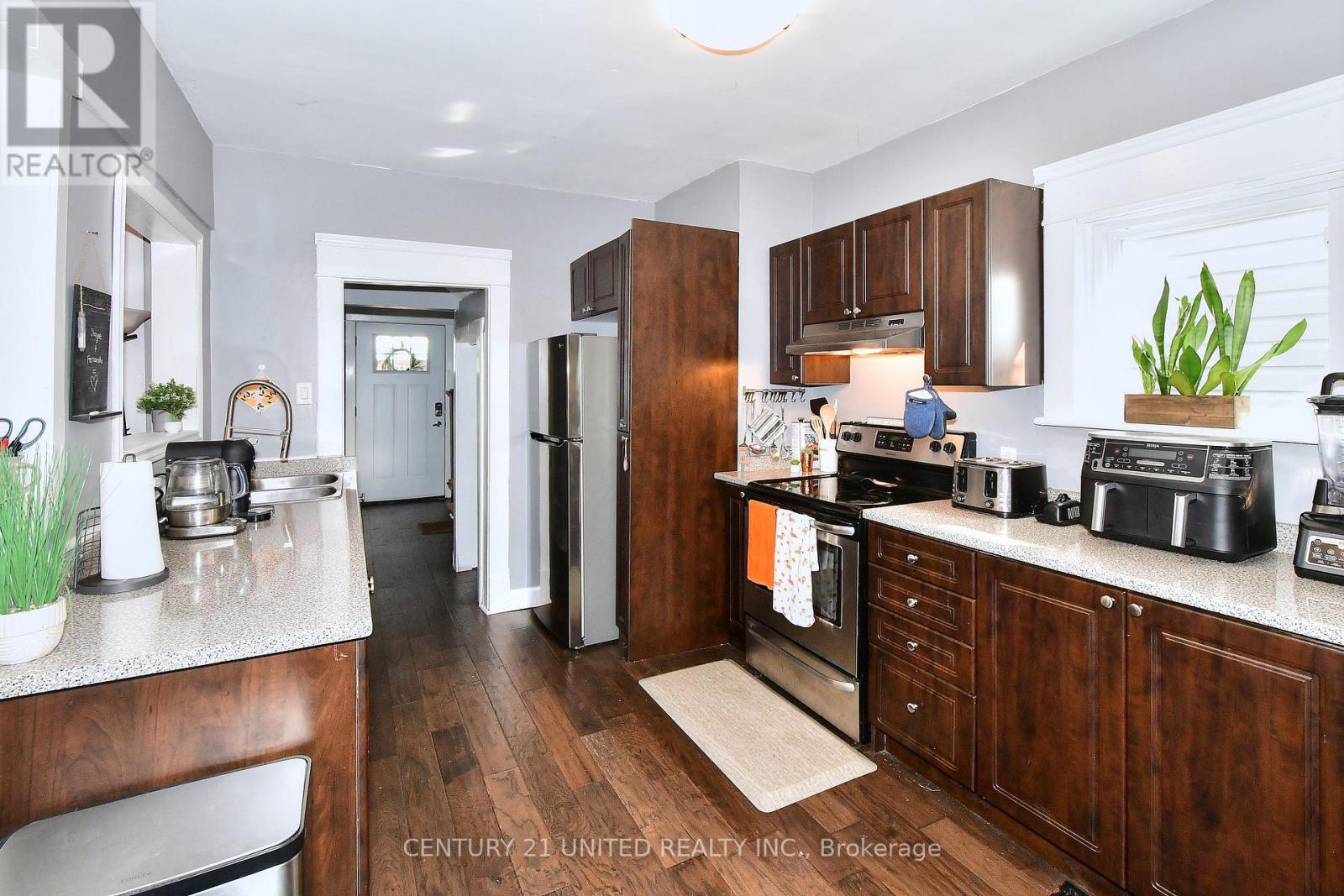 27 Park Street N, Peterborough, Ontario  K9J 3V3 - Photo 12 - X12851172