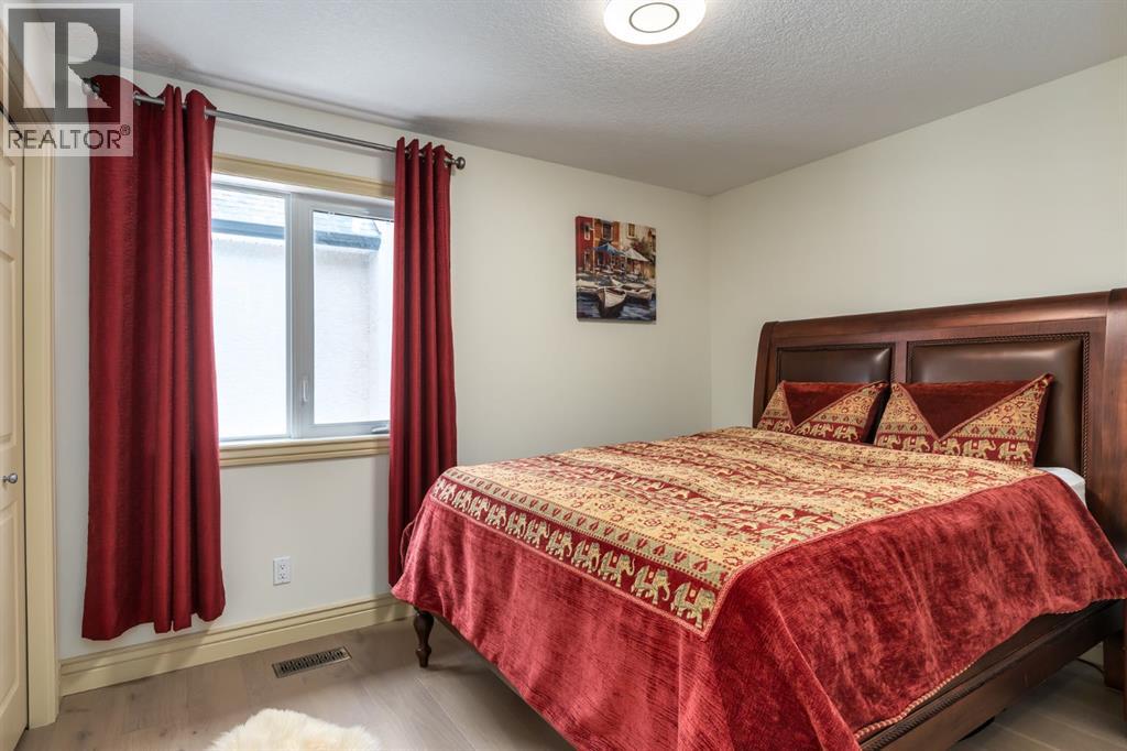 401 Marina Drive, Chestermere, Alberta  T1X 1V8 - Photo 26 - A2306909