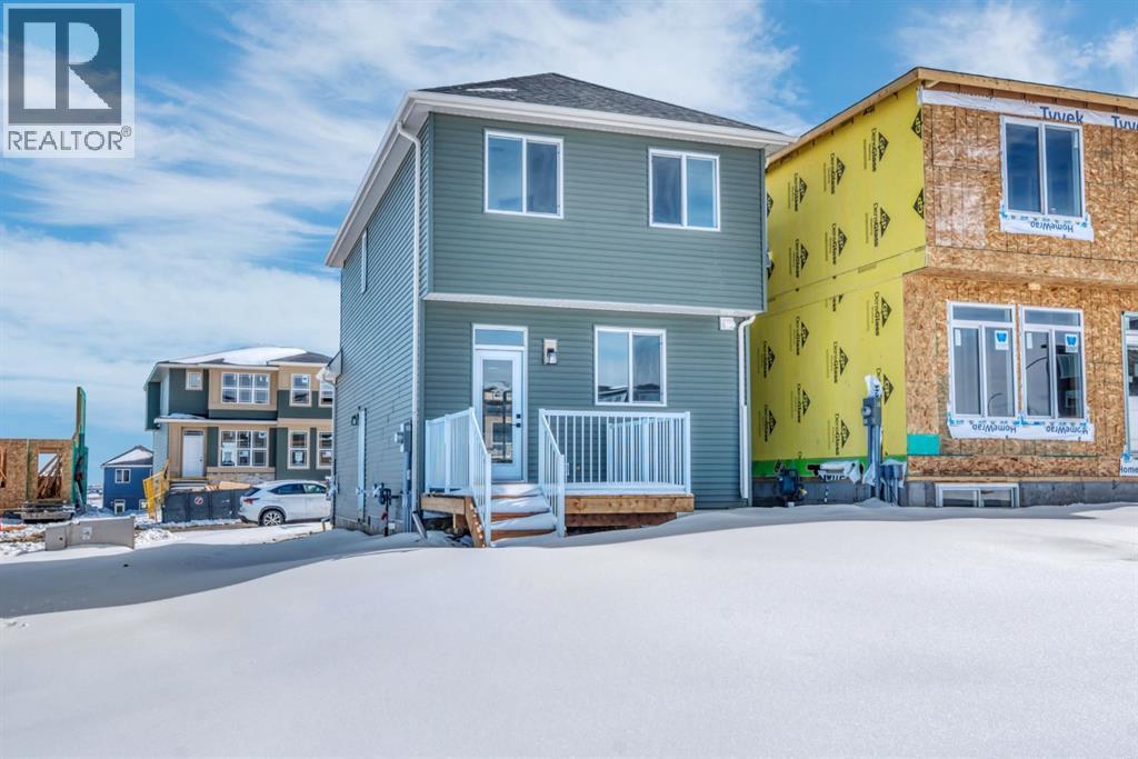 247 Annette Villas NW, Calgary, Alberta  T3R 2K5 - Photo 4 - A2282332