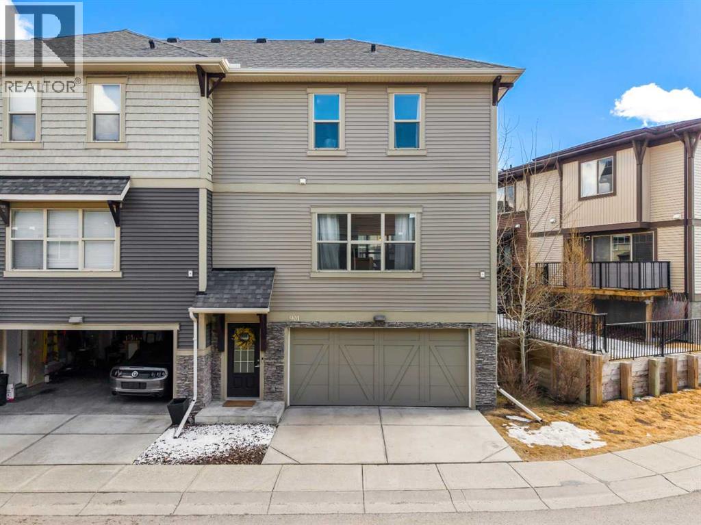 901, 32 Horseshoe Crescent, Cochrane, Alberta