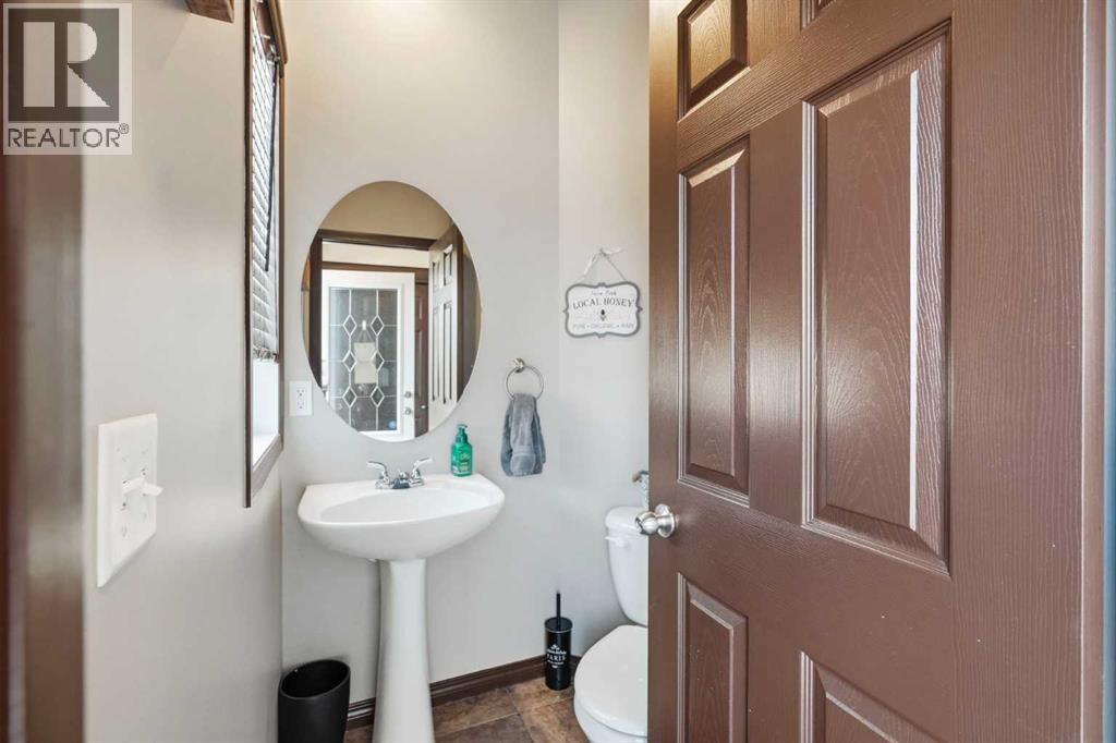 1795 New Brighton Drive SE, Calgary, Alberta  T2Z 0J7 - Photo 11 - A2306401