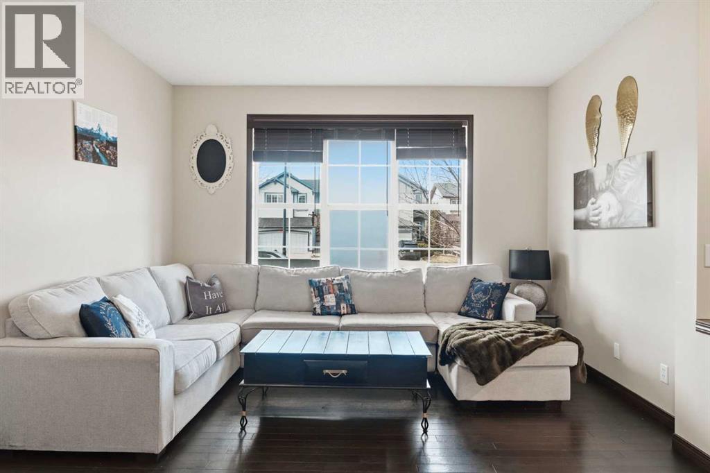 1795 New Brighton Drive SE, Calgary, Alberta  T2Z 0J7 - Photo 4 - A2306401
