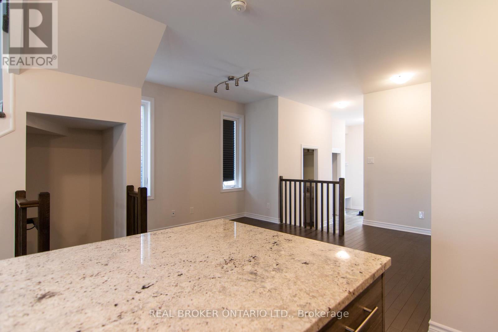 1022 Kijik Crescent, Ottawa, Ontario  K1X 1G6 - Photo 4 - X13066376