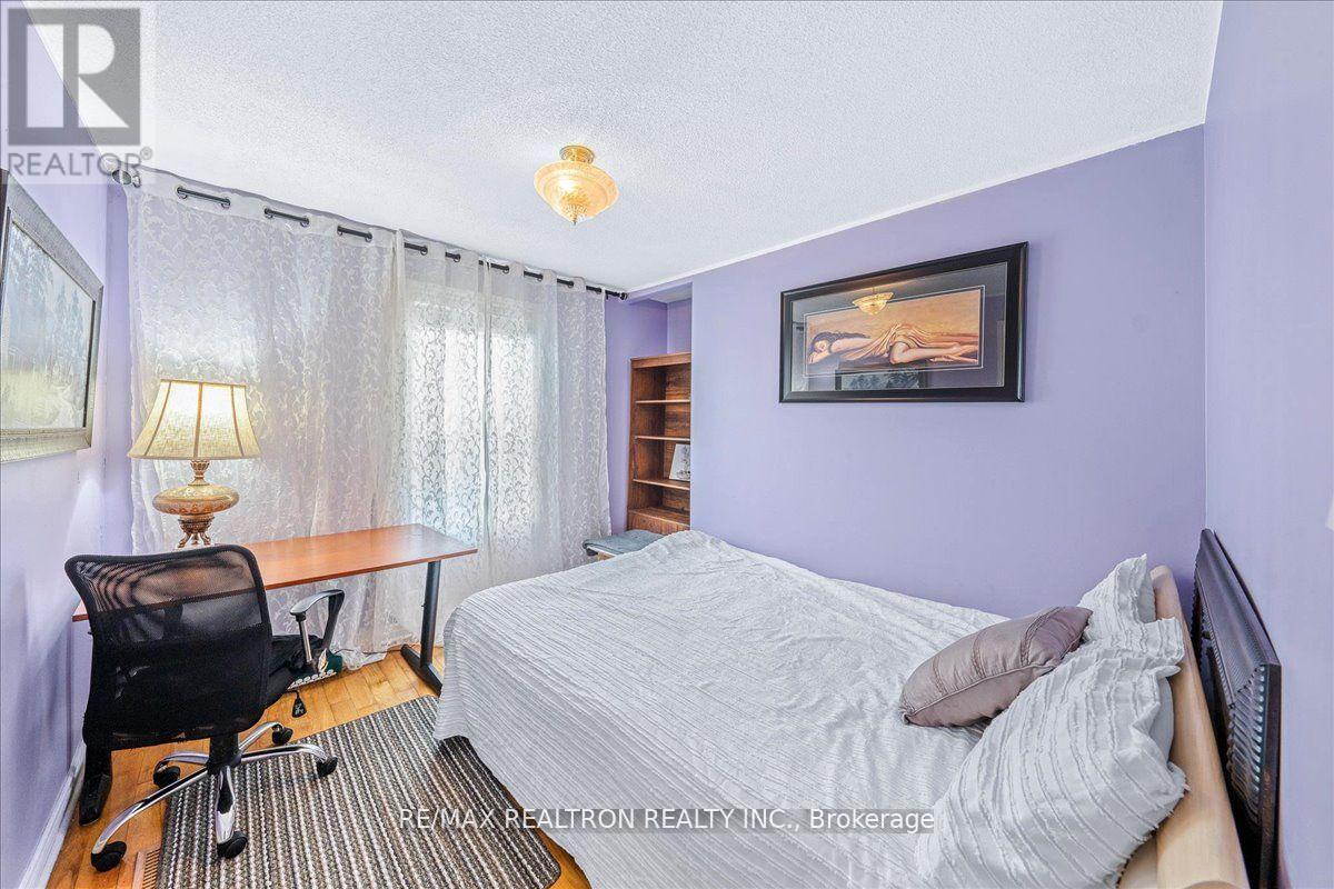 56 Brentwood Road, Essa, Ontario  L0M 1B2 - Photo 16 - N13066358
