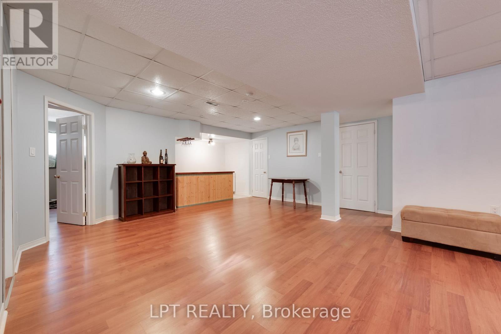 1 Bay Court, Wasaga Beach, Ontario  L9Z 1P7 - Photo 22 - S12879776