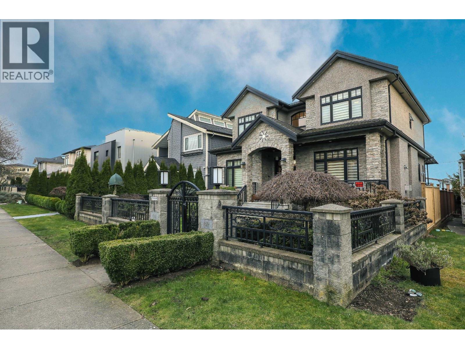 66 W 44th Avenue, Vancouver, British Columbia  V5Y 2V1 - Photo 3 - R3117783