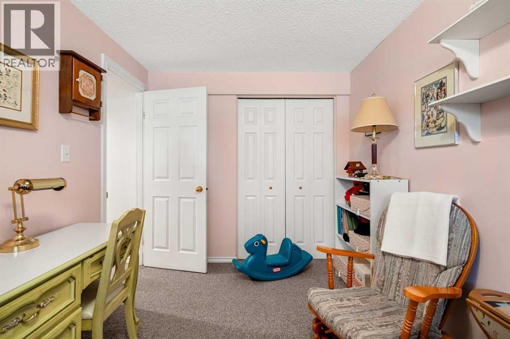 1120 Lake Wapta Place SE, Calgary, Alberta  T2J 2P5 - Photo 31 - A2304347