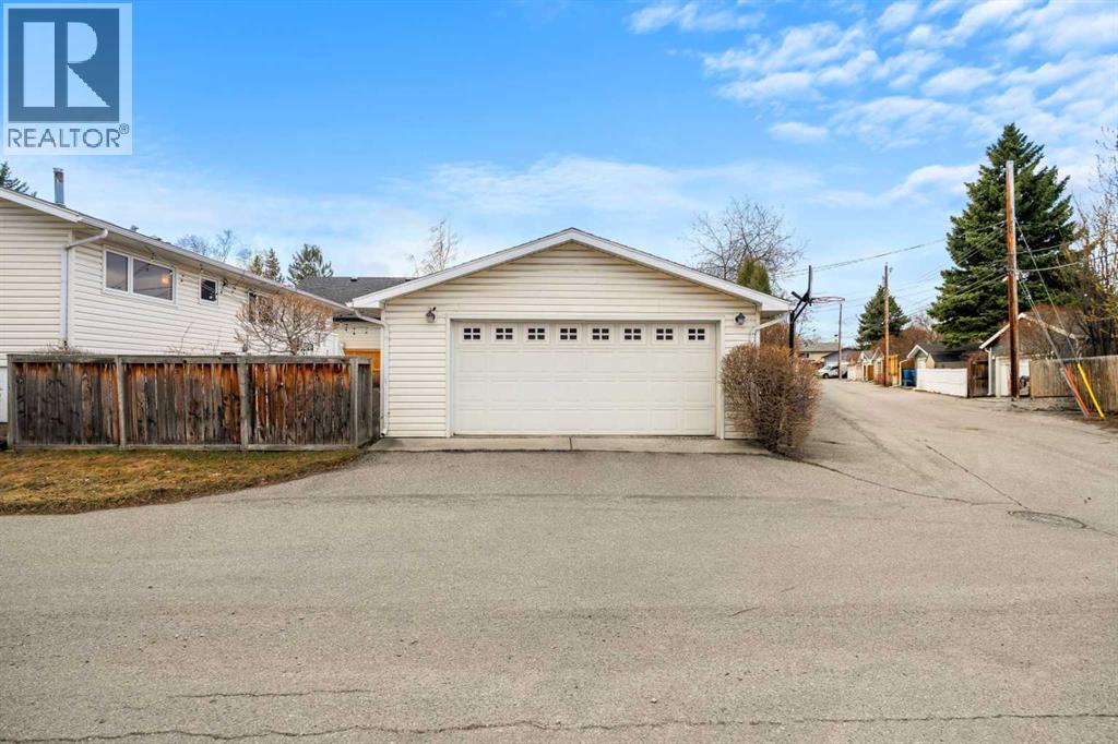 1120 Lake Wapta Place SE, Calgary, Alberta  T2J 2P5 - Photo 43 - A2304347