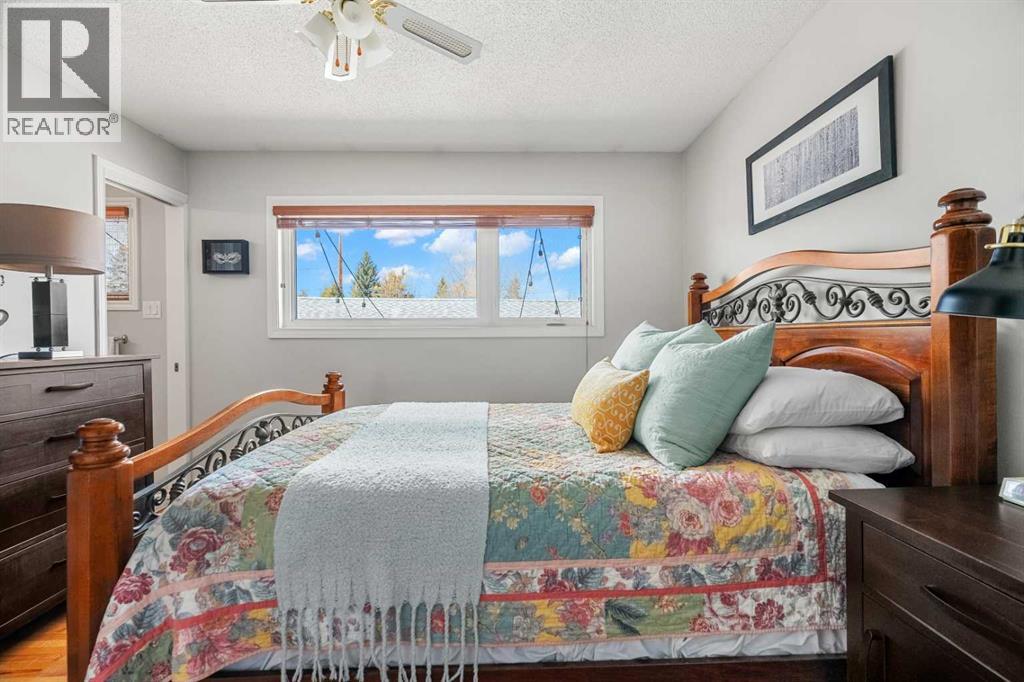 1120 Lake Wapta Place SE, Calgary, Alberta  T2J 2P5 - Photo 17 - A2304347