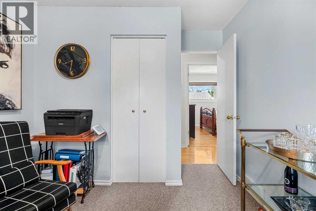 1120 Lake Wapta Place SE, Calgary, Alberta  T2J 2P5 - Photo 23 - A2304347