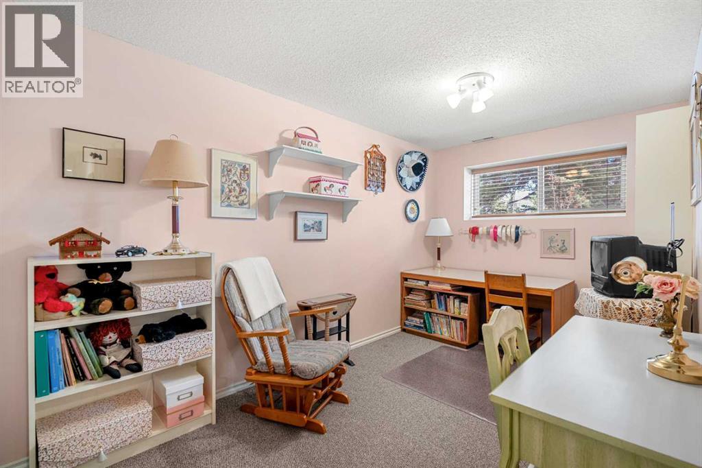 1120 Lake Wapta Place SE, Calgary, Alberta  T2J 2P5 - Photo 30 - A2304347