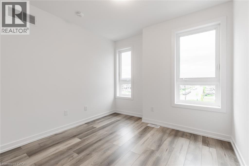 70 Kenesky Drive Unit# 4, Waterdown, Ontario  L8B 2A9 - Photo 24 - 40814253