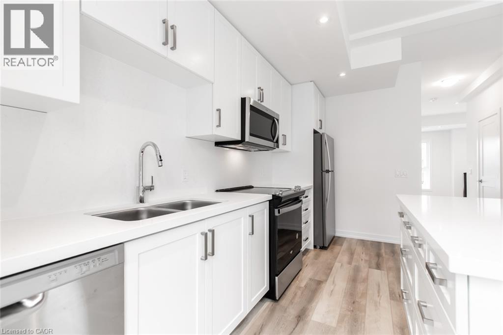70 Kenesky Drive Unit# 4, Waterdown, Ontario  L8B 2A9 - Photo 13 - 40814253