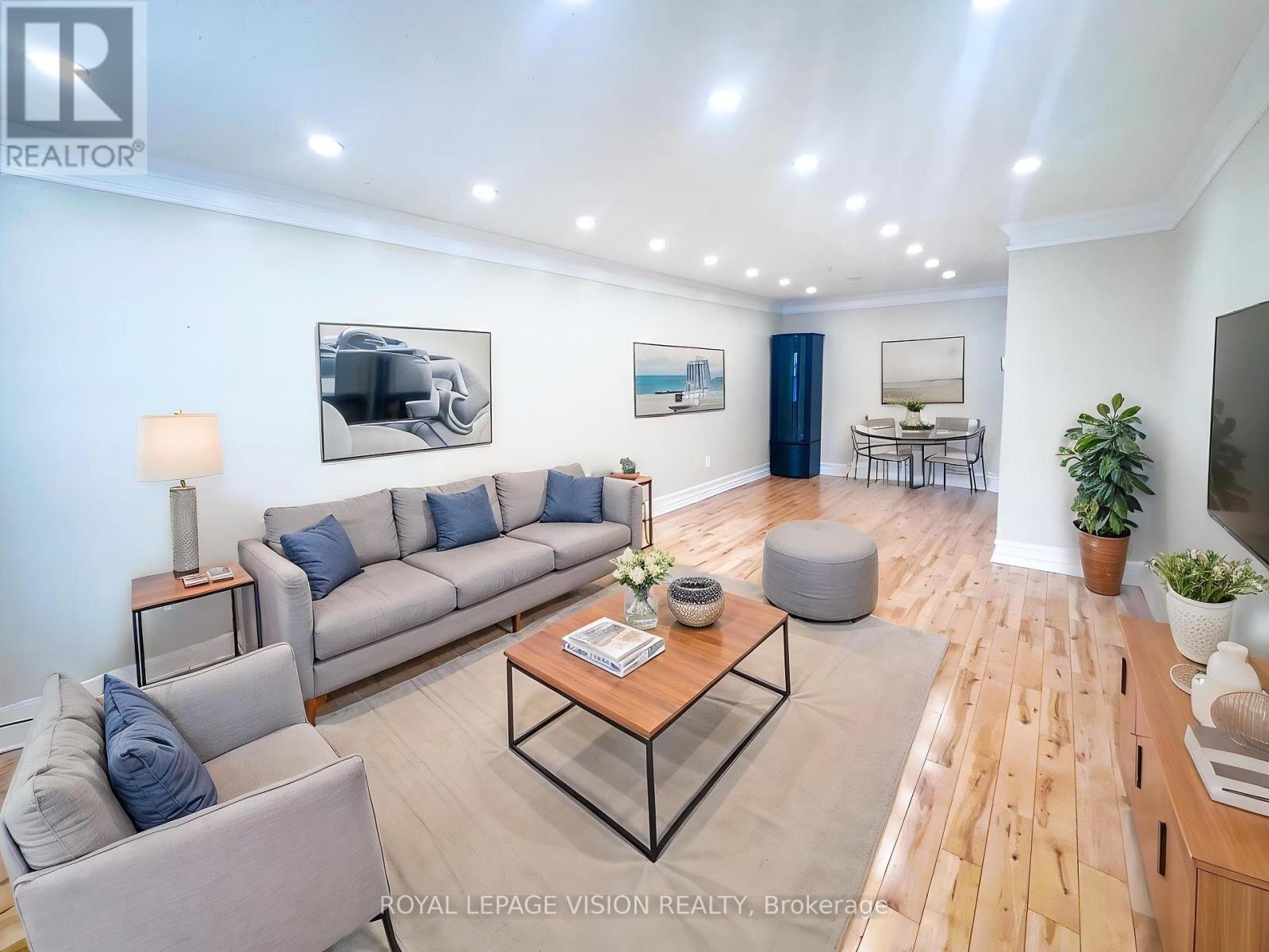 32 GOLDRING DRIVE, Whitby, Ontario