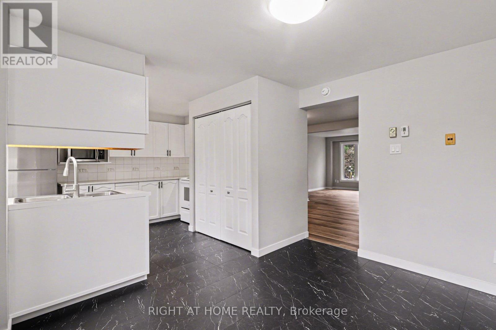 29 - 26 Wrenwood Crescent, Ottawa, Ontario  K2G 5V5 - Photo 12 - X13066472