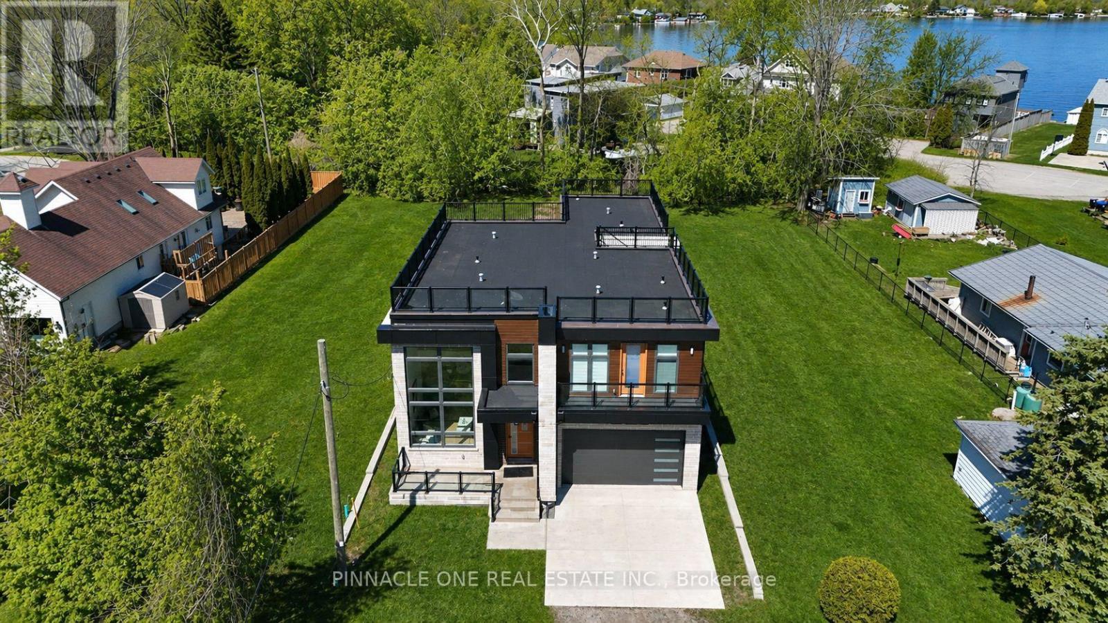 992 Little Cedar Avenue, Innisfil, Ontario  L0L 1W0 - Photo 3 - N13049696