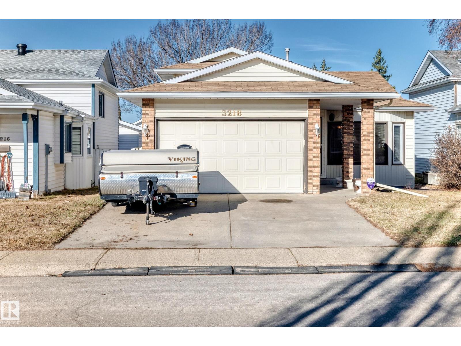 3218 36 ST NW, edmonton, Alberta