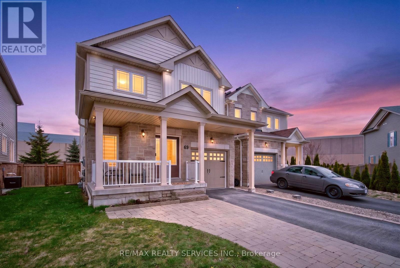 69 MANTZ CRESCENT, Whitby, Ontario