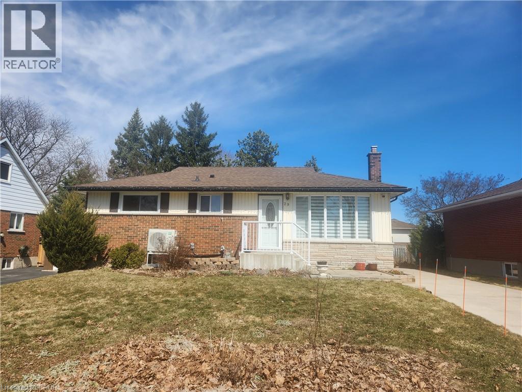 29 COLLIER Crescent, Hamilton, Ontario