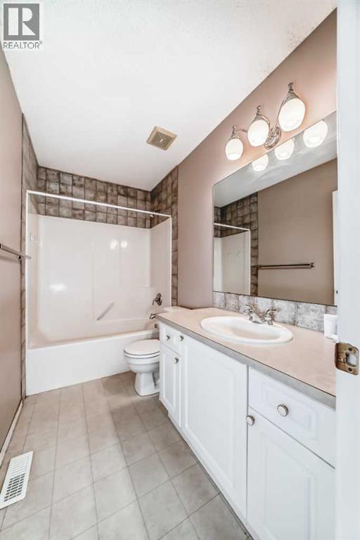 9 Somerside Crescent Sw, Calgary, Alberta  T2Y 4G8 - Photo 34 - A2297148