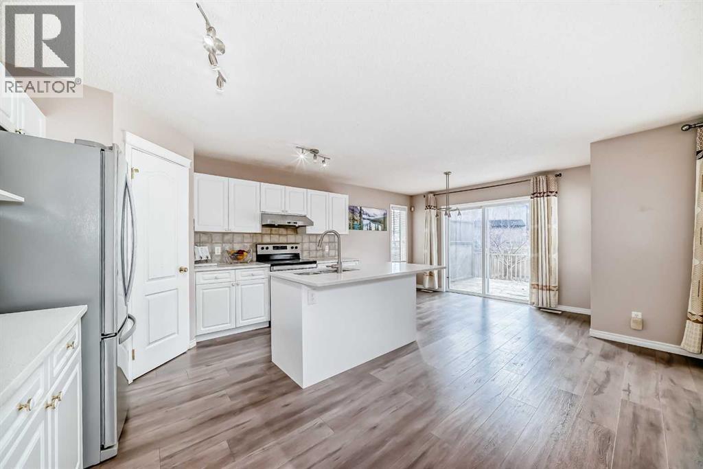9 Somerside Crescent Sw, Calgary, Alberta  T2Y 4G8 - Photo 9 - A2297148