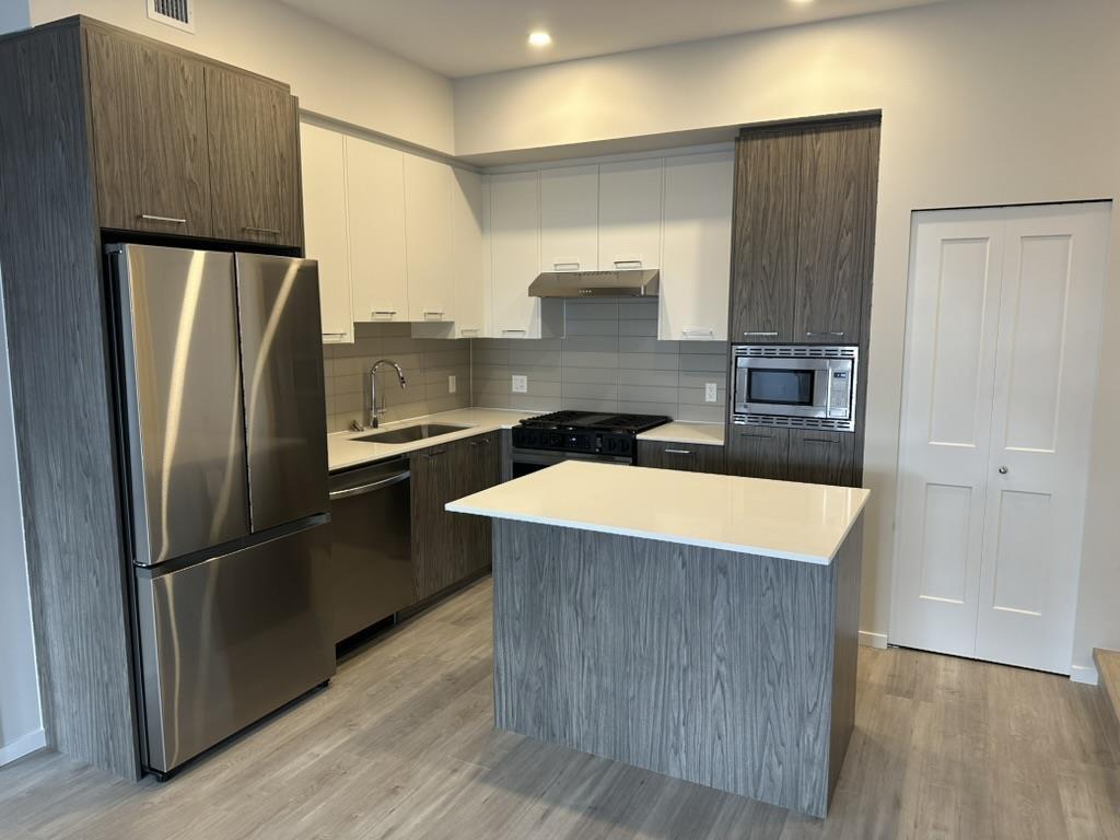 3319 148th Street, Surrey, British Columbia  V4P 0H5 - Photo 3 - R3118175