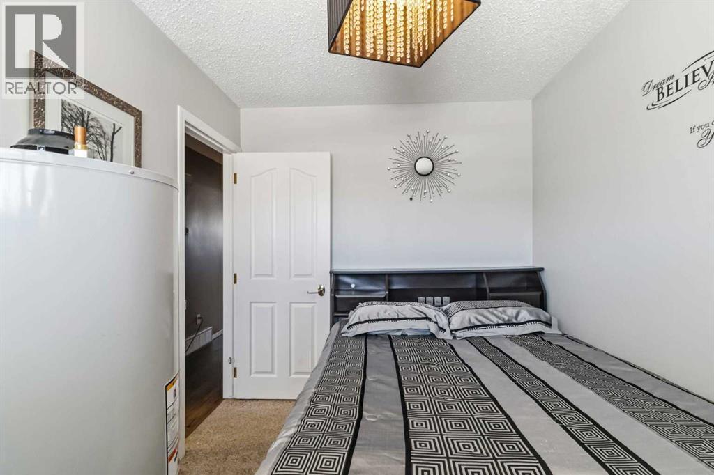 330 Hillcrest Drive, Fort Mcmurray, Alberta  T9H 3X5 - Photo 26 - A2304778